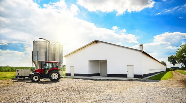 barn-building-and-modern-machinery